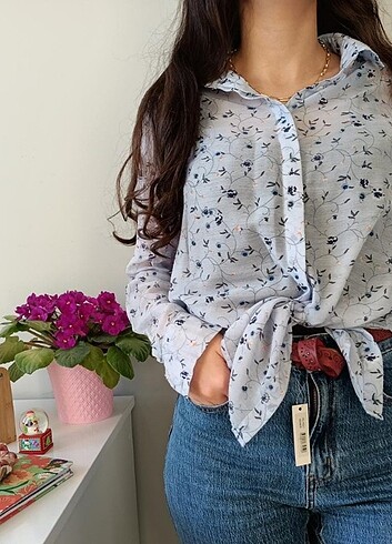 Vintage tarzlı stradivarius gömlek 
