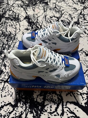 40 Beden beyaz Renk Skechers Stamina