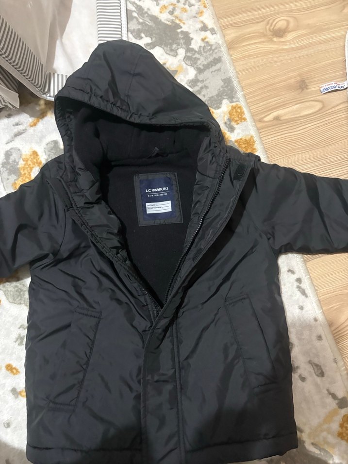 Siyah Erkek Çocuk Mont - Görsel 4