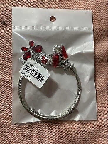 Charm bileklik