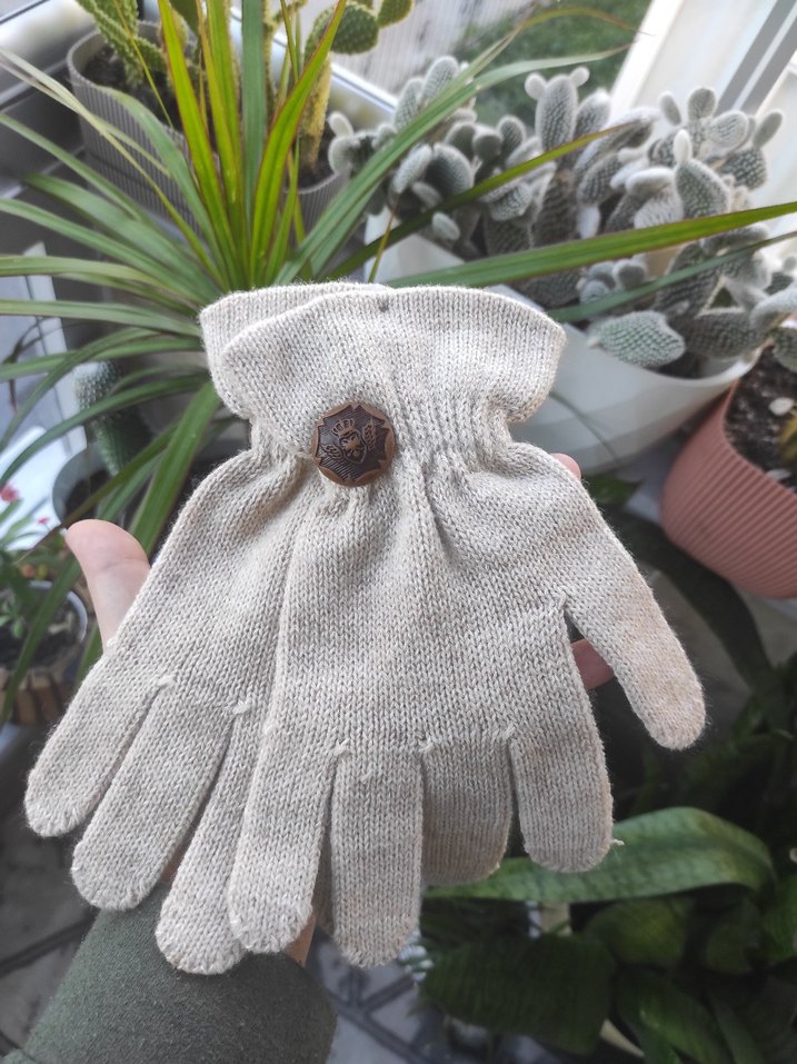 Bej Örgü Kadın Eldiveni - Görsel 4