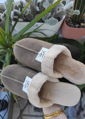 Kürklü Bej Kadın Süet Terlik - Görsel 3