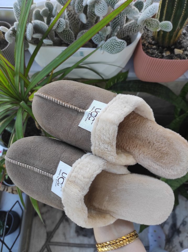 Kürklü Bej Kadın Süet Terlik - Görsel 3