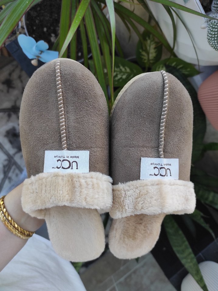 Kürklü Bej Kadın Süet Terlik - Görsel 2