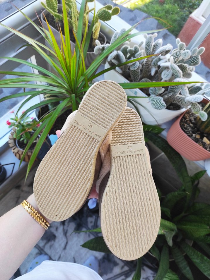 Kürklü Bej Kadın Süet Terlik - Görsel 5