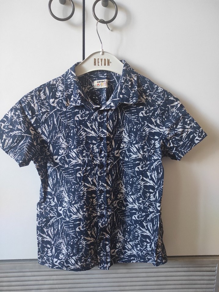 Erkek Çocuk Kısa Kollu Batik Desenli Gömlek - Görsel 3