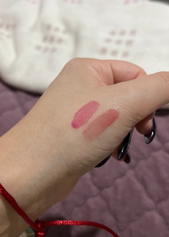 Koyu Kırmızı Lip Oil ve Dudak Parlatıcısı - Görsel 2