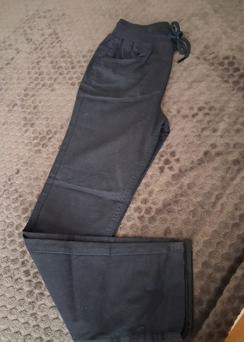 Okul pantolonu