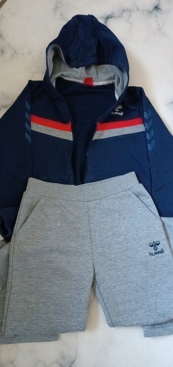 Hummel orjinal Eşofman takımı - Görsel 3