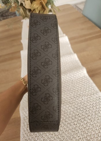  Beden Gri Baskılı Guess Kadın Omuz Çantası