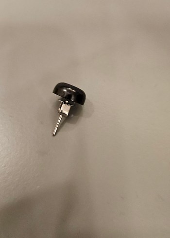 Orijinal SWATCH Marka Siyah Minimalist Küpe - Görsel 2