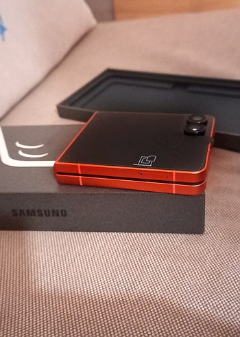 GALAXY Z FLİP 7 256GB MERCAN RENGİ - Görsel 13