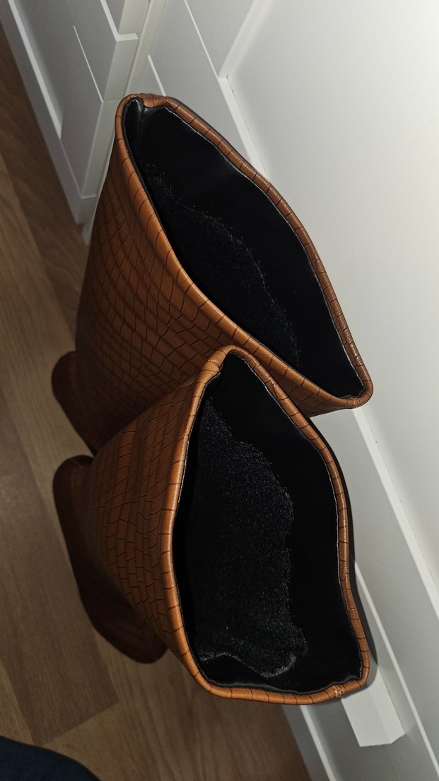 Kahverengi Yılan Derisi Desenli Kadın Çizme - Görsel 5