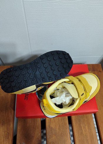 Erkek Çocuk Sarı Cırt Cırtlı Spor Ayakkabı - Görsel 5