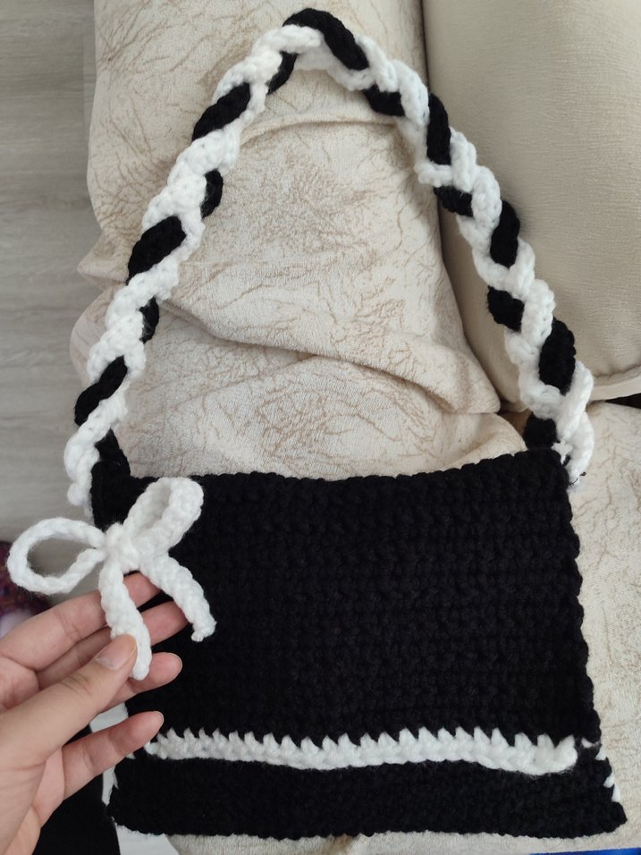 Örgü Detaylı Siyah Beyaz Kadın Çanta - Görsel 3