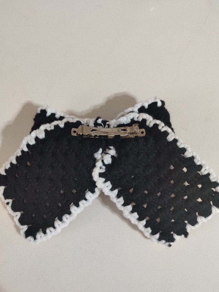 Siyah Örgü Büyük Fiyonklu Gotik Saç Aksesuarı - Görsel 4