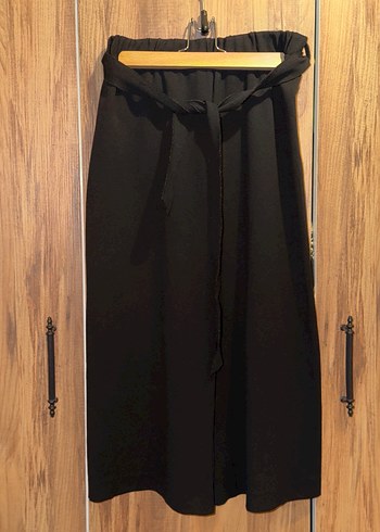 Siyah Kuşaklı Kadın Kumaş Pantolon - Görsel 2