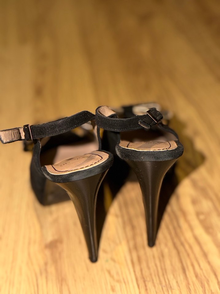 Siyah Parlak Topuklu Kadın Ayakkabı - Görsel 3