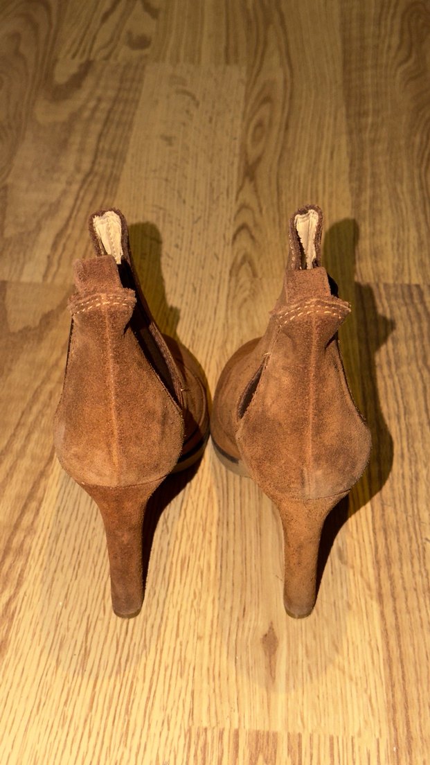 Kahverengi Süet Kadın Dolgu Topuklu Bot - Görsel 3