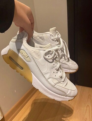 Beyaz Nike air max