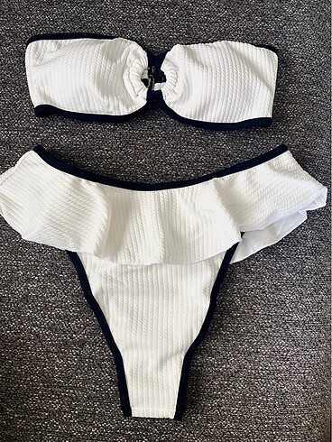 Beyaz yüksek bel bikini