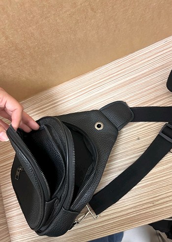 Siyah Deri Kadın Biker Çapraz Çanta - Görsel 2