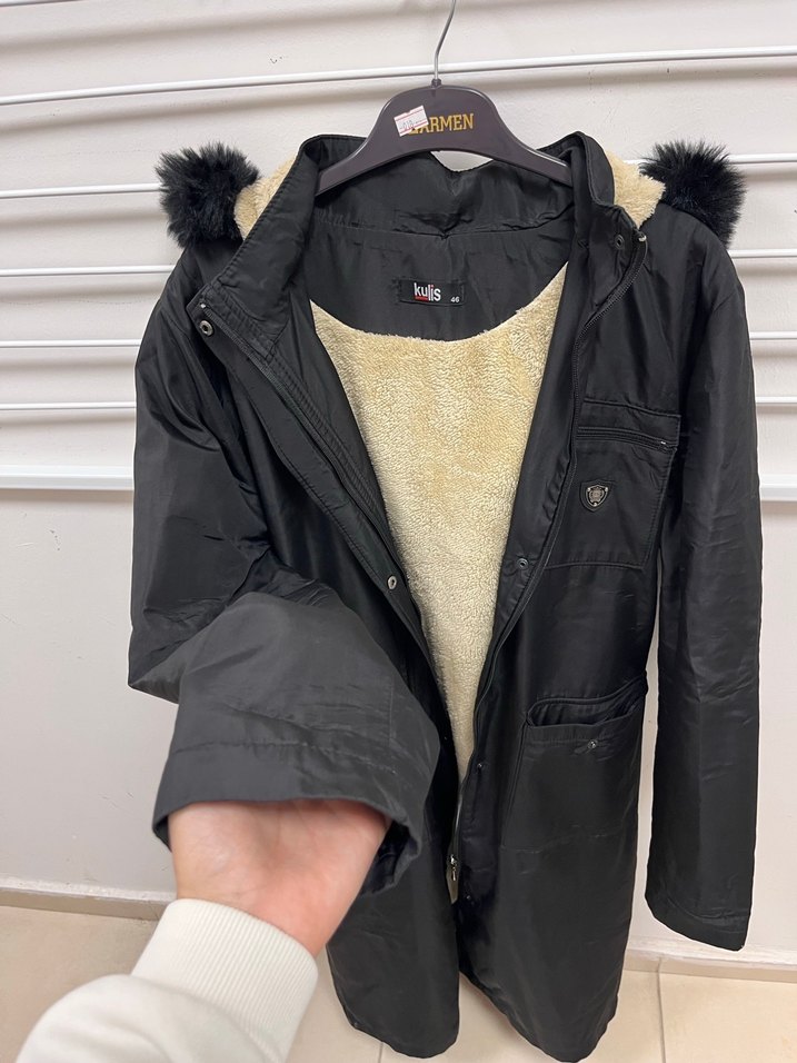 Siyah Uzun Kürklü Kadın Ceket - Görsel 2