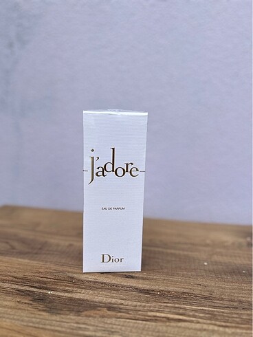 DİOR JADORE