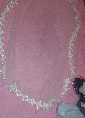 Kırık beyaz hazır duvak 1000 tl 