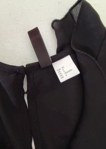 H&M Siyah Fırfırlı V Yaka Şifon Şort Tulum - Görsel 5