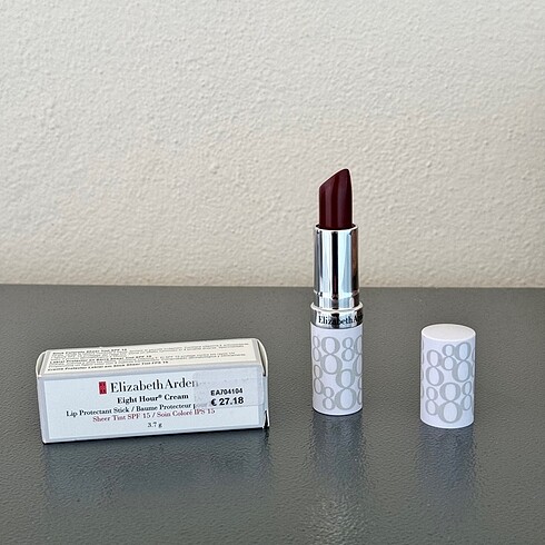  Beden Elizabeth Arden Lip Protectant Stick Plum