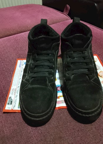 Diğer Siyah Suet Bagcikli Sneaker