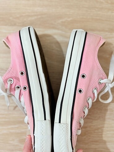 39 Beden Pembe converse