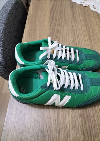 New Balance Kadın Yeşil Bağcıklı Spor Ayakkabı