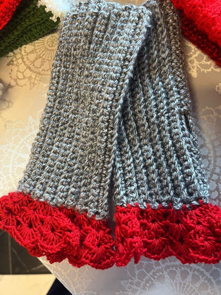 Yeşil Örgü Kadın Eldivenleri - Görsel 3