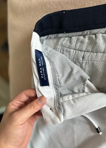 Zara Pamuklu Beyaz Belden Bağlamalı Erkek Şort 30 beden - Görsel 2