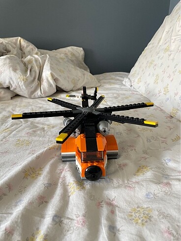 Diğer Lego helikopter