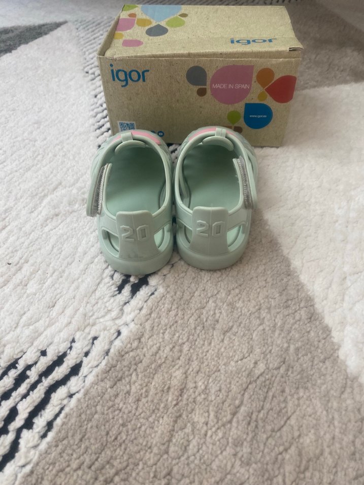 Kız Çocuk Pastel Pembe Kalpli Sandalet - Görsel 4