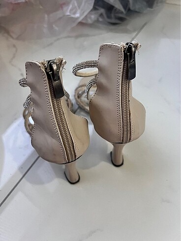 Taşlı 5-7 cm topuklu ayakkabı
