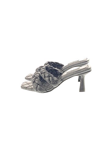 Nine West Terlik %70 İndirimli.
