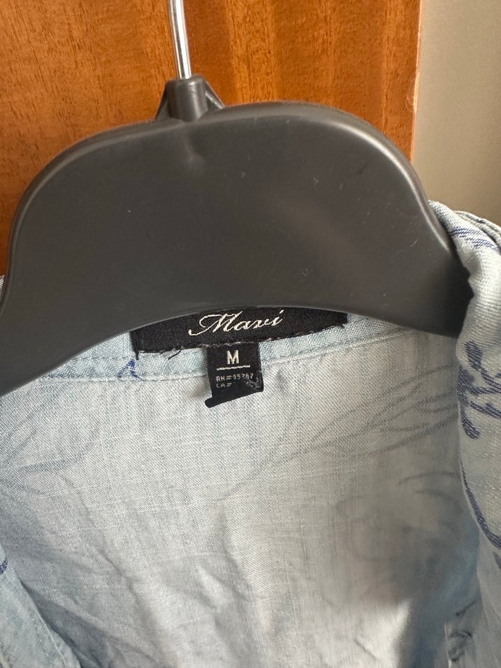 Düğmeli Kısa Kollu Mavi Denim Gömlek - Görsel 2