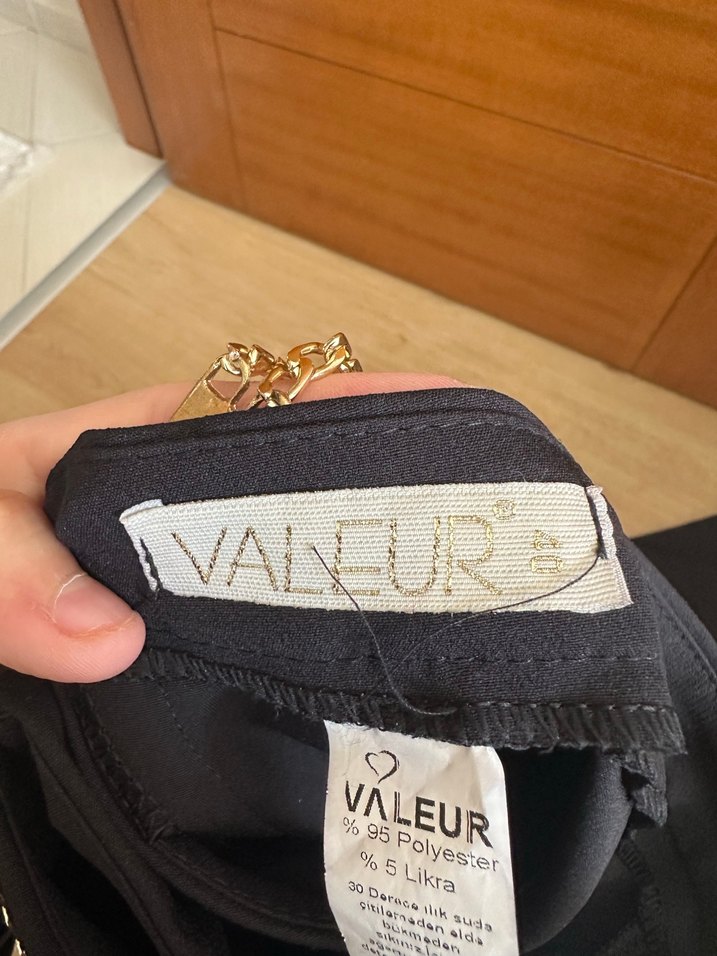 Düğmeli Siyah Kadın Kumaş Pantolon - Görsel 4