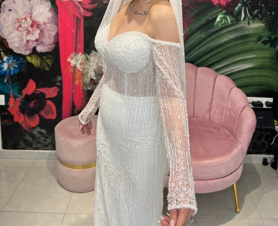 Işıltılı Uzun Kollu Straplez Gelinlik - Görsel 3