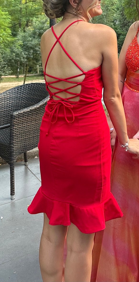 Sade Kırmızı V Yaka Volanlı Mini Elbise - Görsel 2