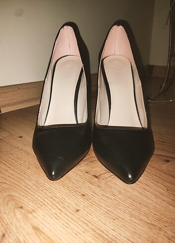 38 Beden Trendyol Stiletto