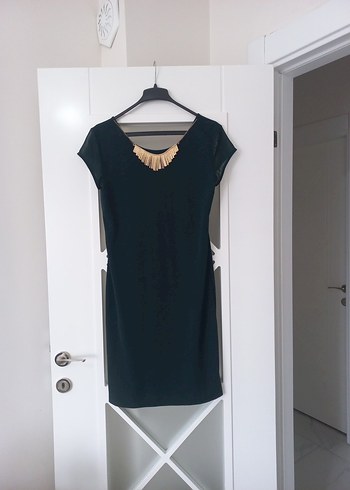 Zincir Detaylı yeşil V Yaka Midi Elbise - Görsel 2