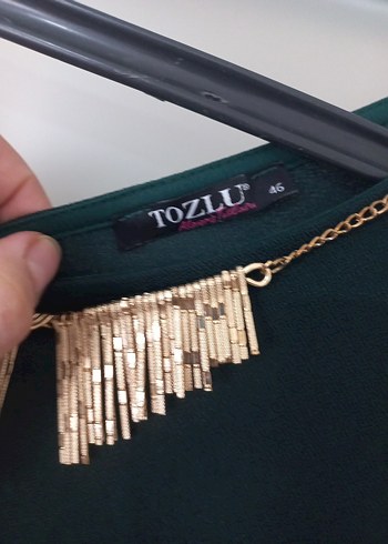 Zincir Detaylı yeşil V Yaka Midi Elbise - Görsel 3