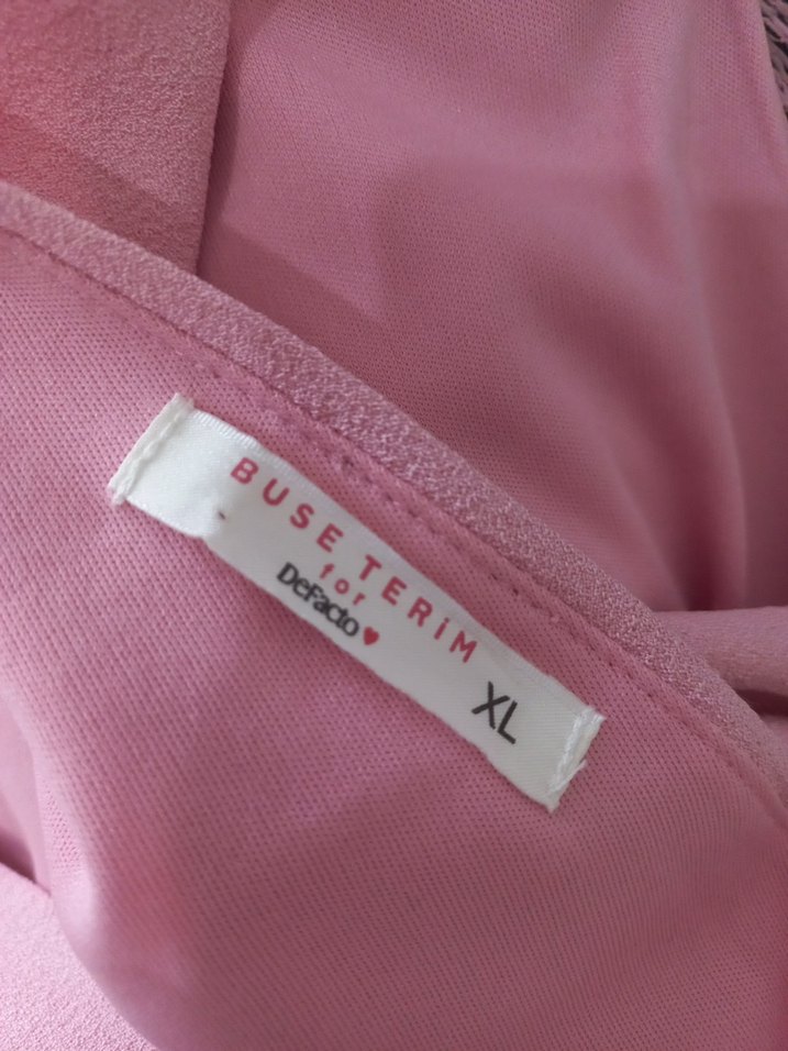 Pembe Fırfırlı Bohem Elbise - Görsel 3