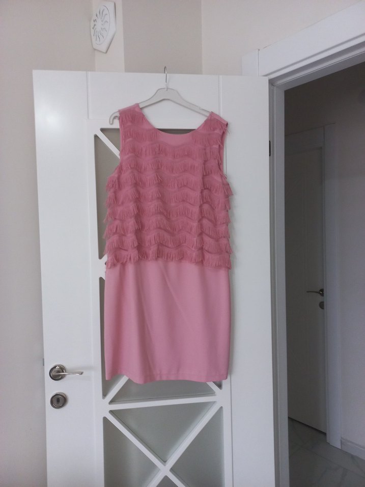 Pembe Fırfırlı Bohem Elbise - Görsel 2