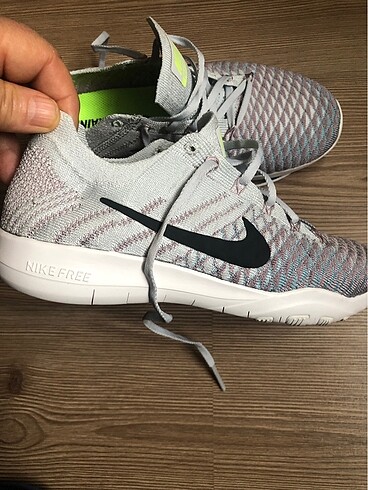 35,5 Beden Nike Orjinal Free Training Spor Ayakkabı